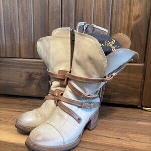Freebird ~ Cora Leather Boots Ice